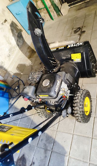 Снегоуборочная машина