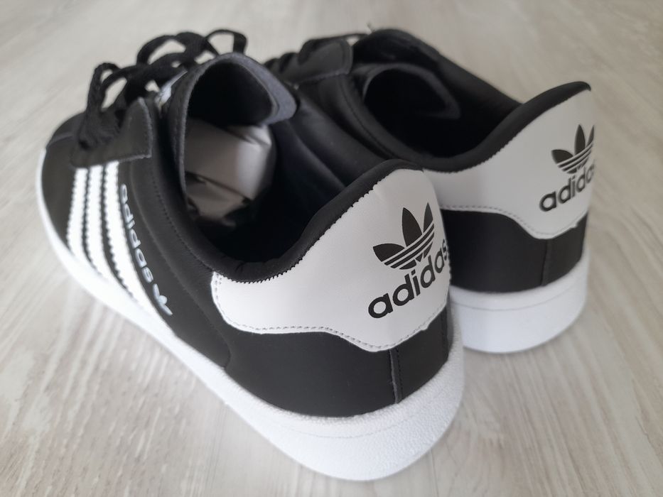 Pantofi Adidas 42