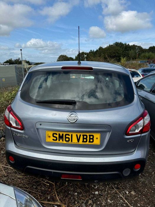 Dezmembrez Nissan Qashqai 1.5 DCi an 2012