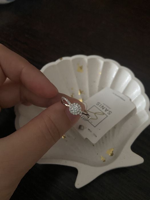 Продам серебряное кольцо