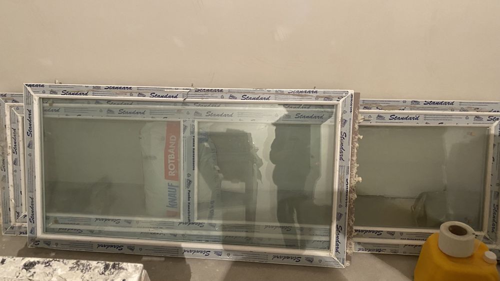 Продам пластиковые окно и дверь