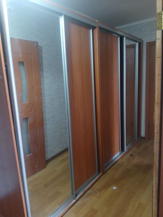 Продаю большой вместительный шкаф!