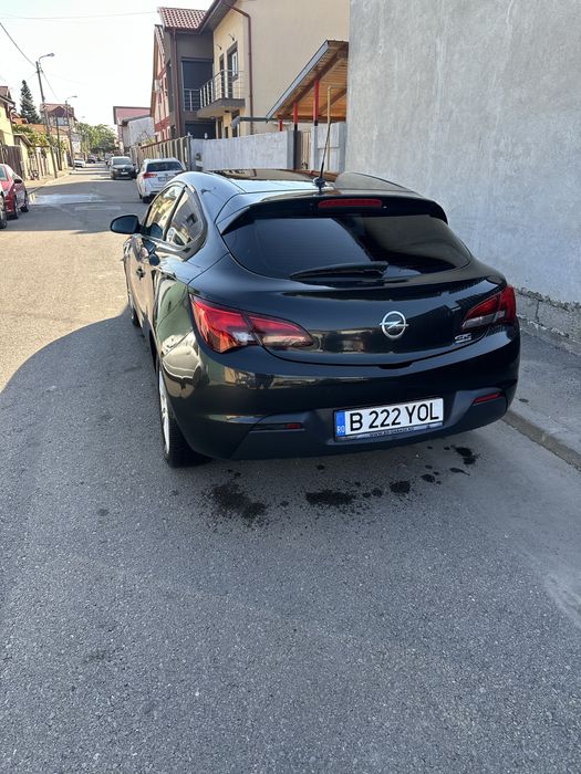 Opel astra j gtc 1.4 cu GPL an 2013