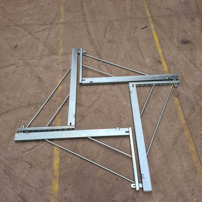 Juguri, vinciuri pentru cofraje galbene