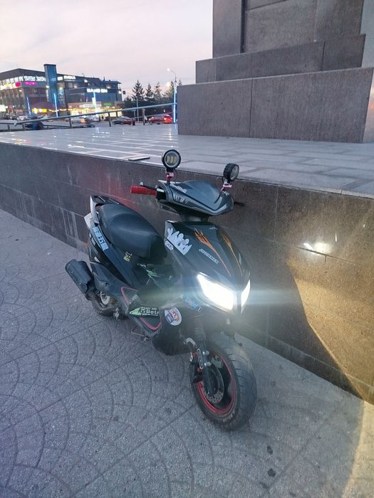 Продам мопед м8 за 95к