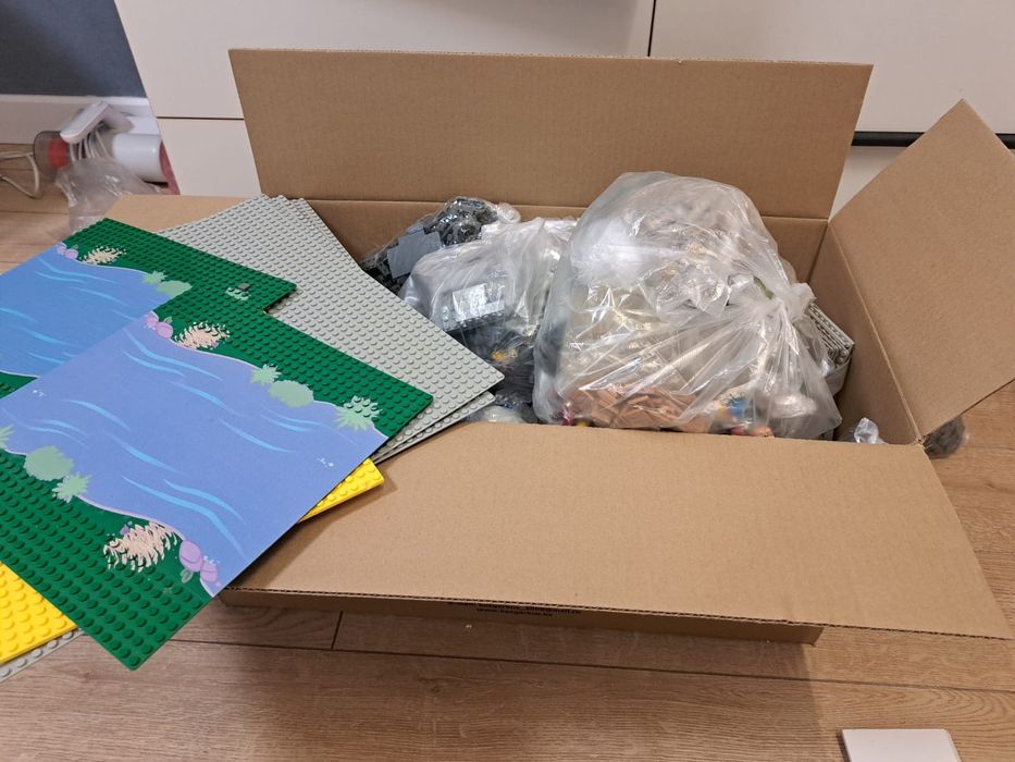 Пртдам лего детали