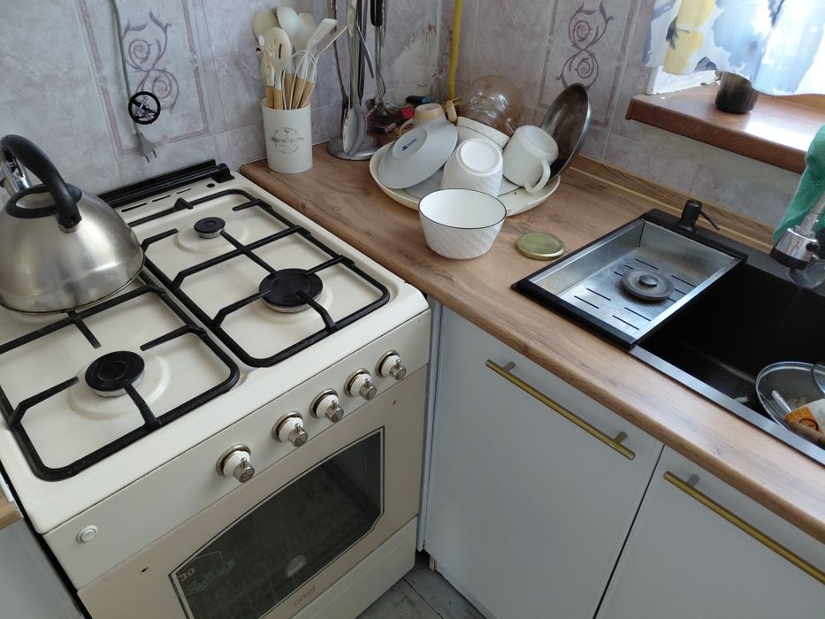 Колготки киген қыз сорып тұр