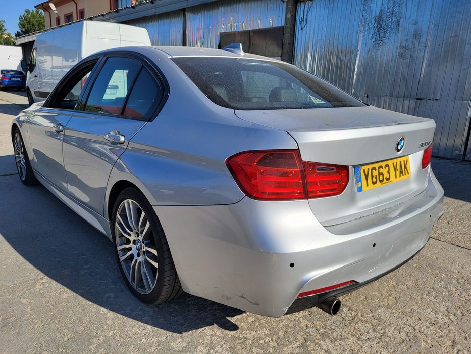 Bara spate m pachet bmw f30