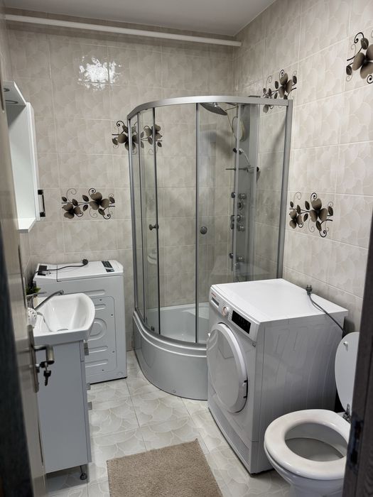 Inchiriez apartament Floresti Cetatii 334