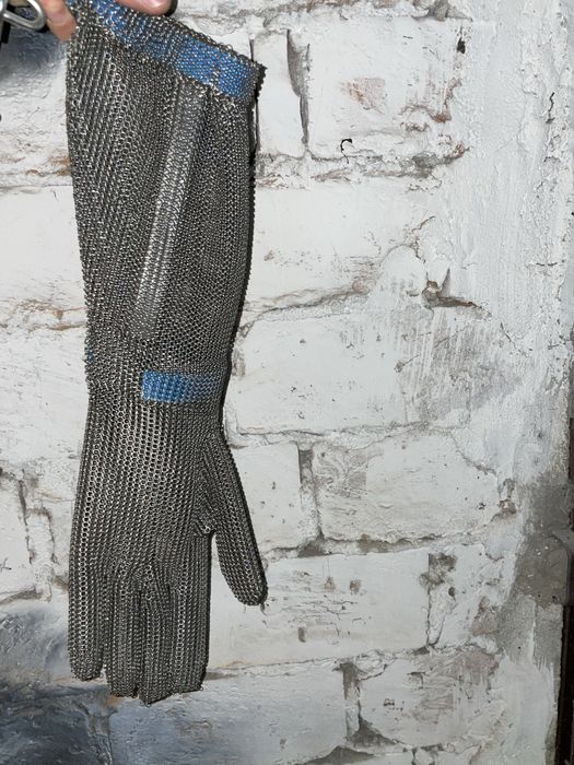 Sort si manusa din zale pentru macelarie