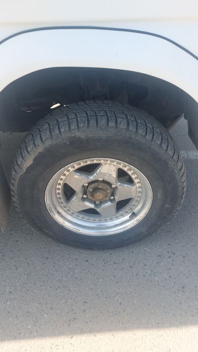 Шины с дисками в хорошем состоянии