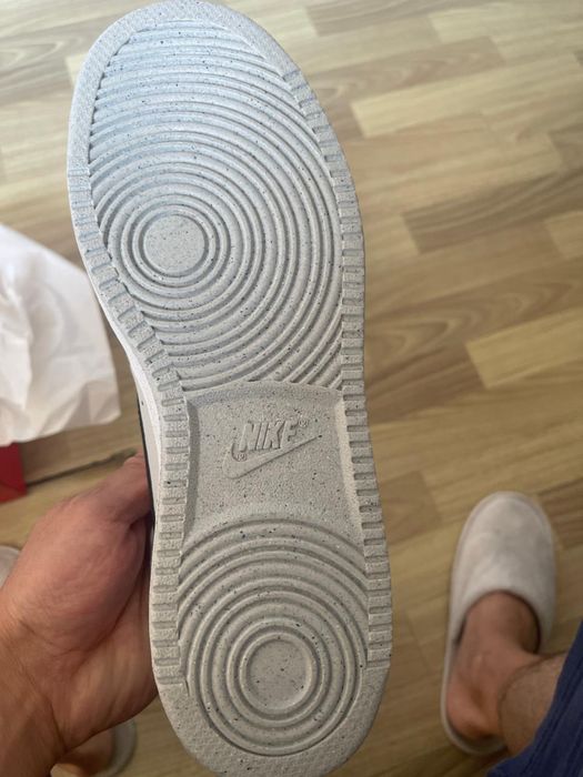 Продам кроссовки Nike, оригинал