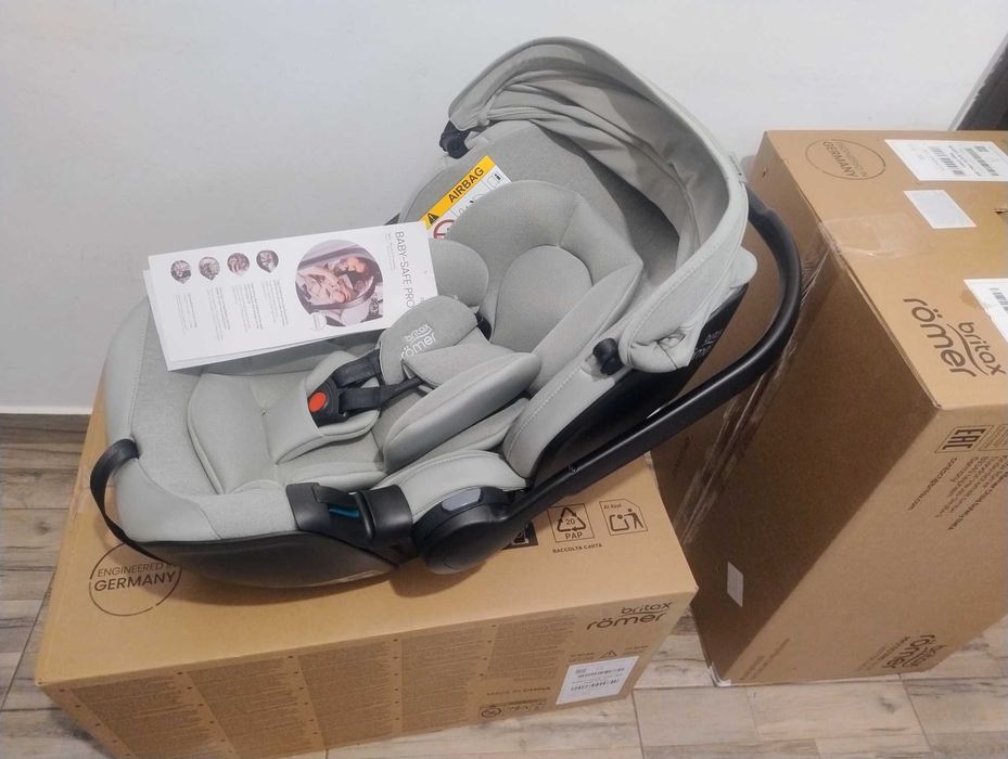 2 scoici auto britax romer baby safe pro
