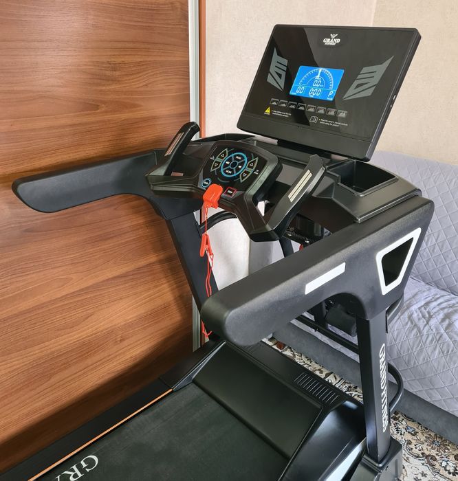 Беговая дорожка "GRAND-FITNESS"