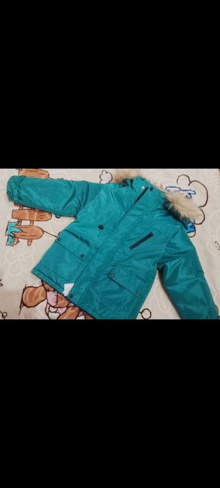 Продаю куртку на мальчика