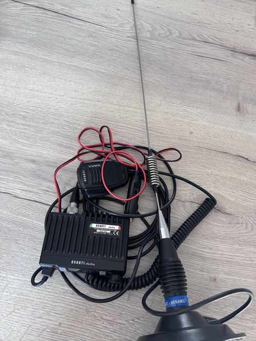 Kit statie emisie receptie Avanti Delta cu antena Megawat ML100