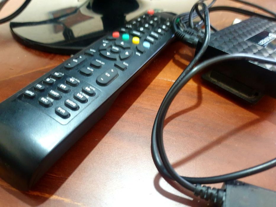 "LG" телевизор/монитор LCD FLATRON