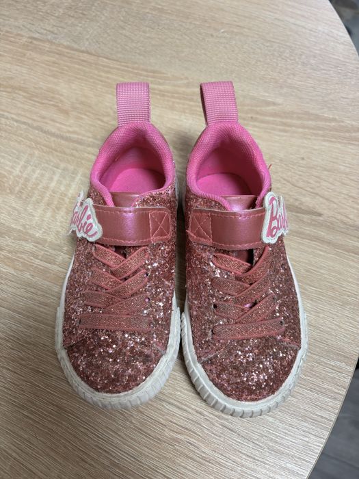 Запазени детски обувки