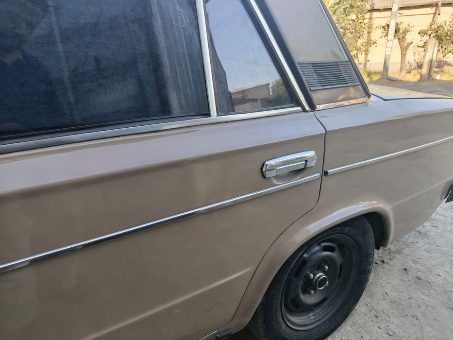 Vaz 2106 sotiladi