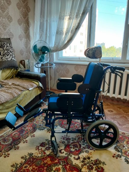 Кресло инвалидное