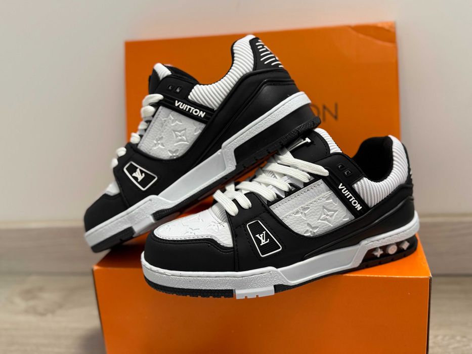 Adidasi Louis Vuitton Trainer Sneaker Black-White Produs Nou-Full Box