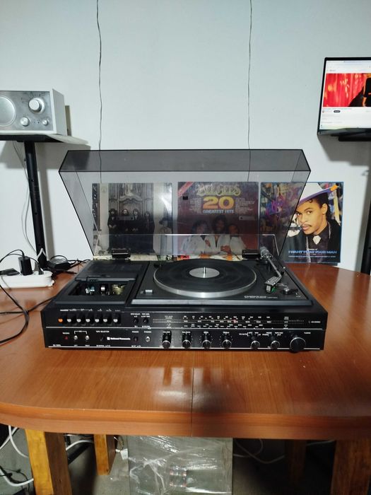 Superb National Panasonic Audio sistem, model: SG-1080L. Lipsa usa cas