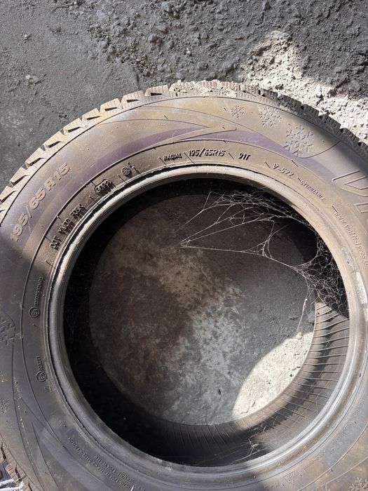 Продам 2 диска на 15 4/100 с резиной