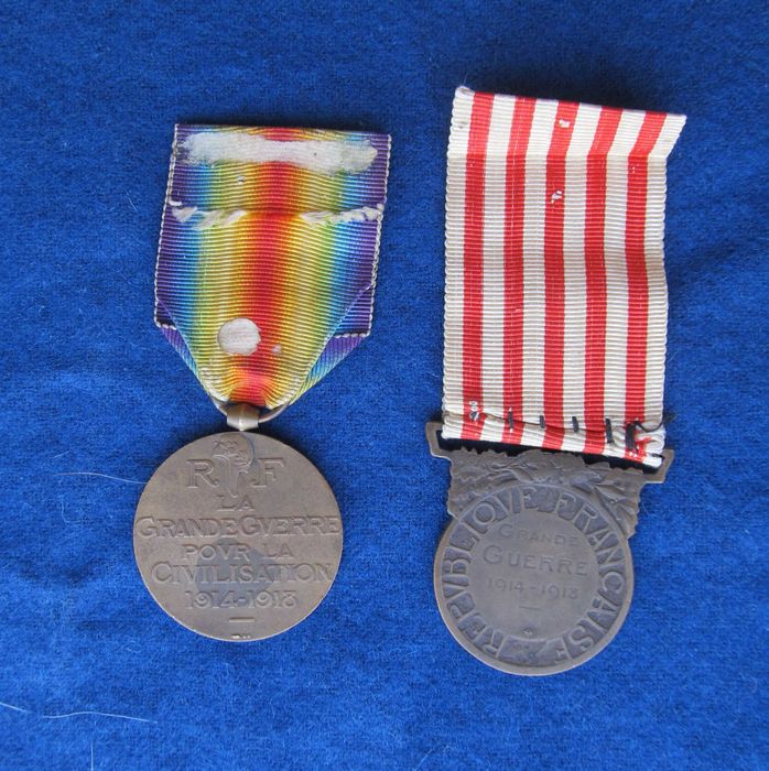 Две медали. Франция. Первая Мировая Война 1914-18 гг.