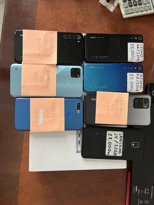 Продаются телефоны