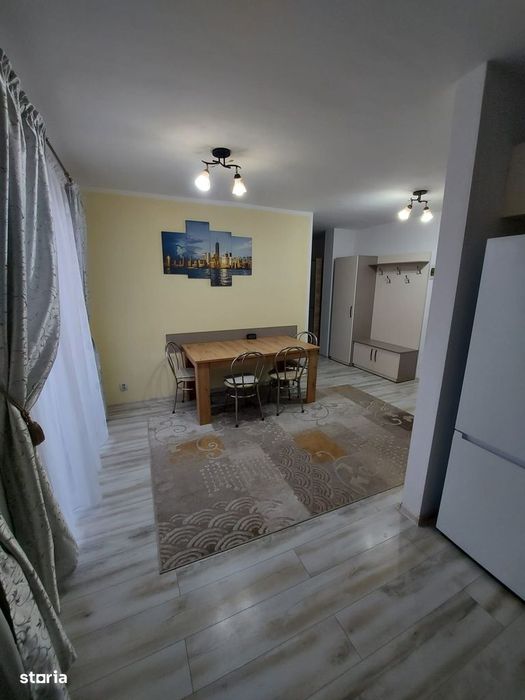 Apartament cu 3 camere,etaj intermediar,parcare subterana,zona Eroilo — fotografia 1