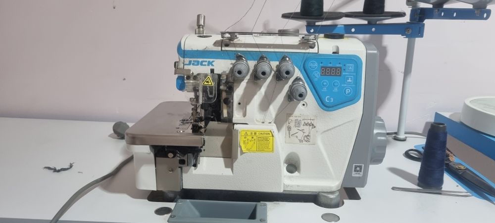JACK C3 Оверлок автомат сотаман