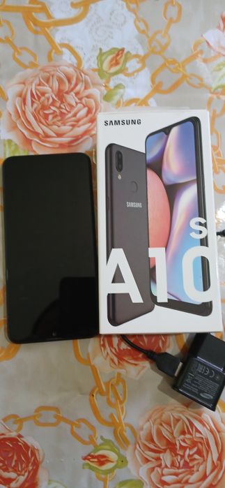 Самсунг a10s продам смартфон