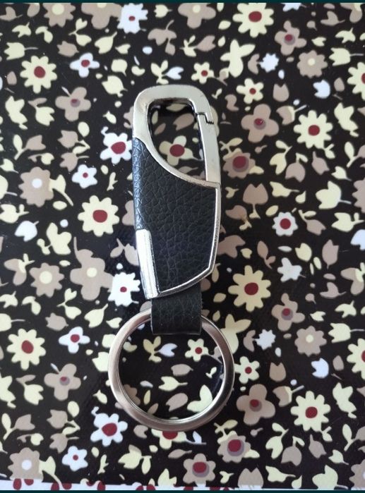 Продаются брелки универсальные!!!