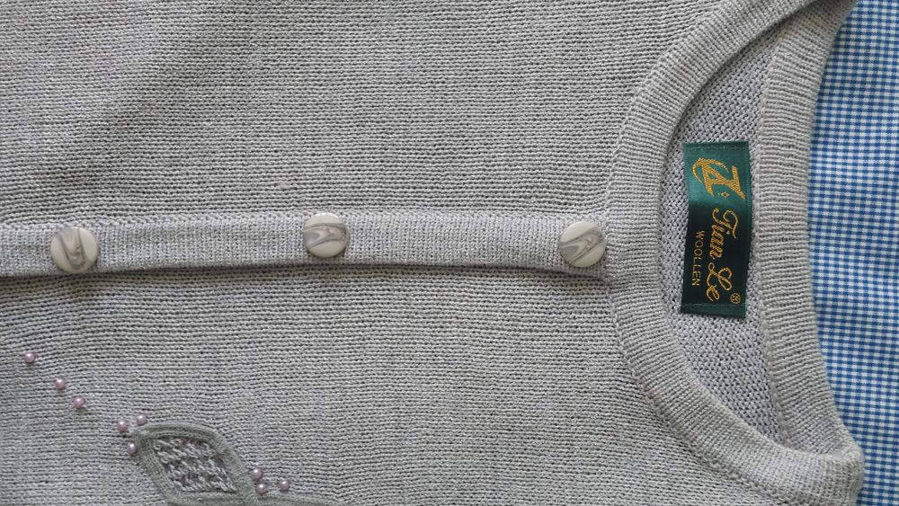 Стилни летни блузи с къс ръкав