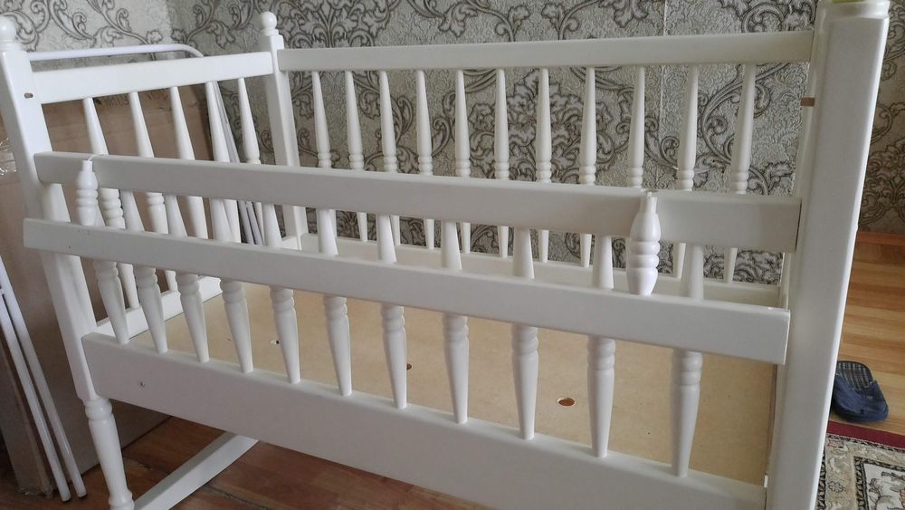 продам детскую кровать - колыбель