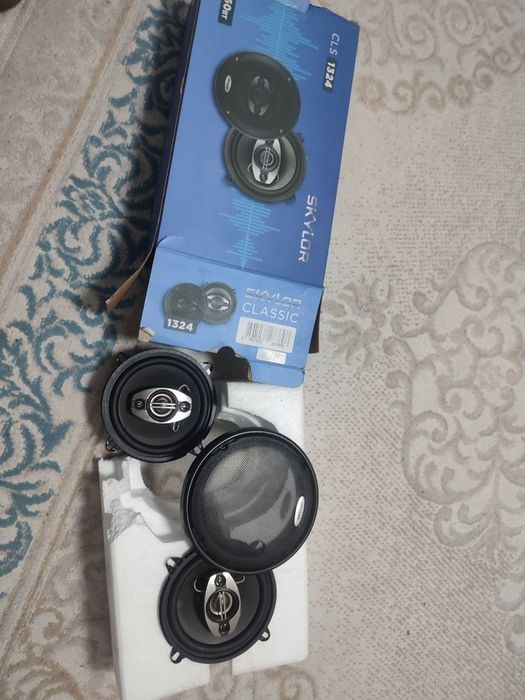 Продам колонки CLS 1324 новые