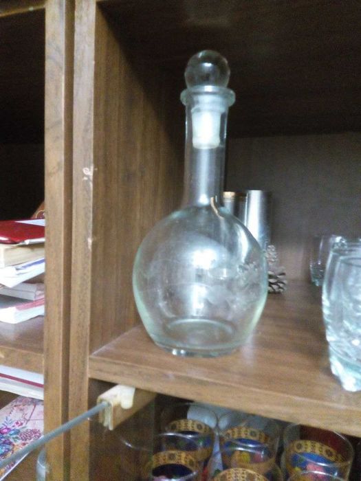 Стеклянные стаканы