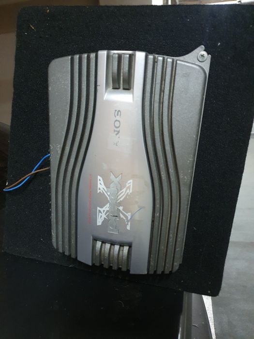 Subwoofer JBL CS1204T 12" + amplificator Sony Xplod + incintă Renegade