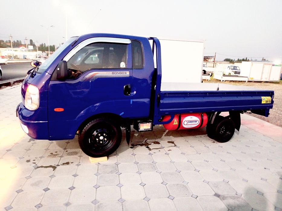 Kia bongo 2010 yil