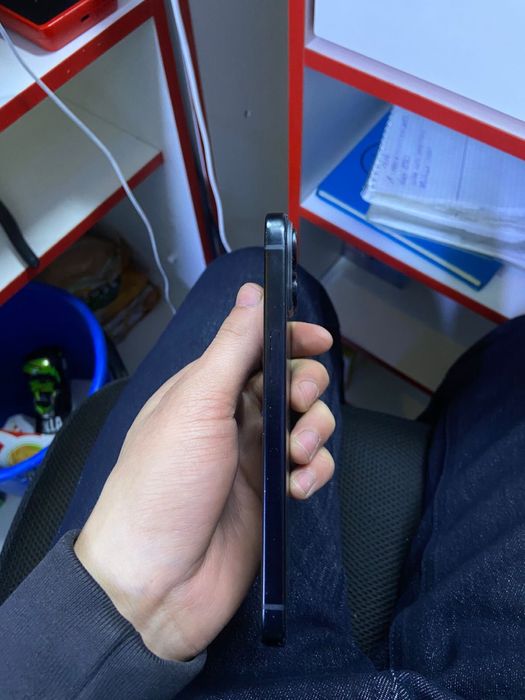 Iphone15 экран сынган