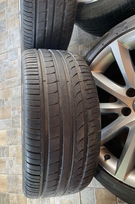 Jante R18 originale Vw Anvelope 235/40 Profil foarte bun Vara