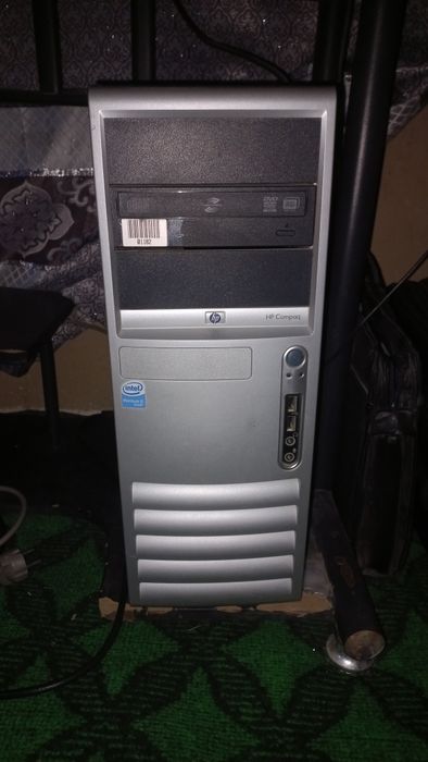 Kompьyuter hp Intel
