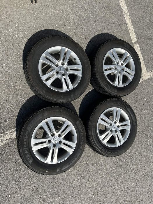 4 Джанти Хонад 17 и зимни гуми Michelin