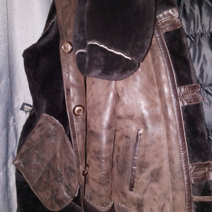 Продам новую дубленку длинную