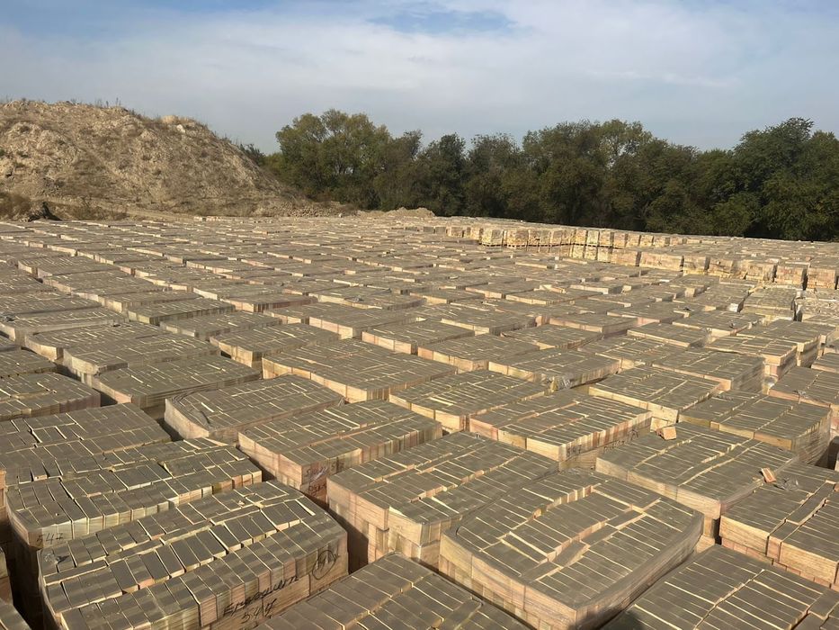 Продам кирпич печной керамический полнотелый