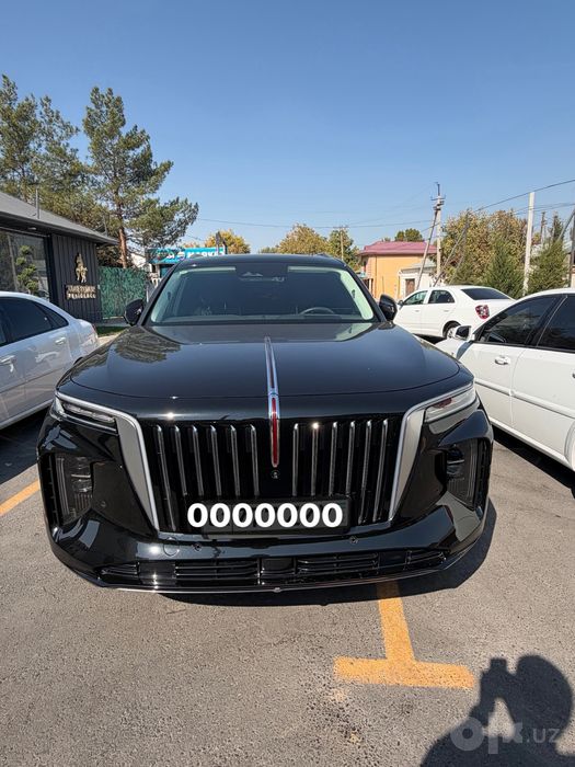 ПРОДАЁТСЯ Hongqi — китайский Rolls-Royce!