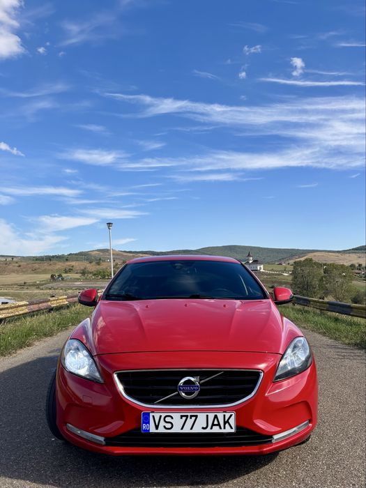 VOLVO V40 2013 — imagine 2