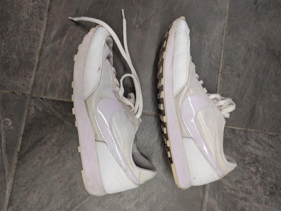 Продавам детски маратонки на Найк