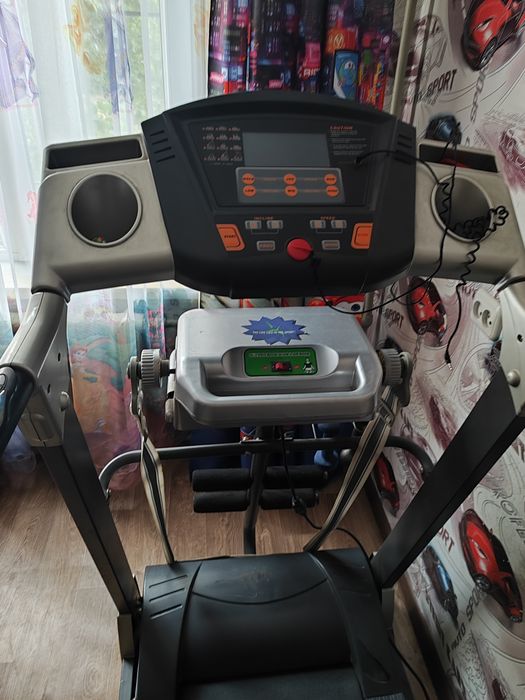 Продаётся беговая дорожка