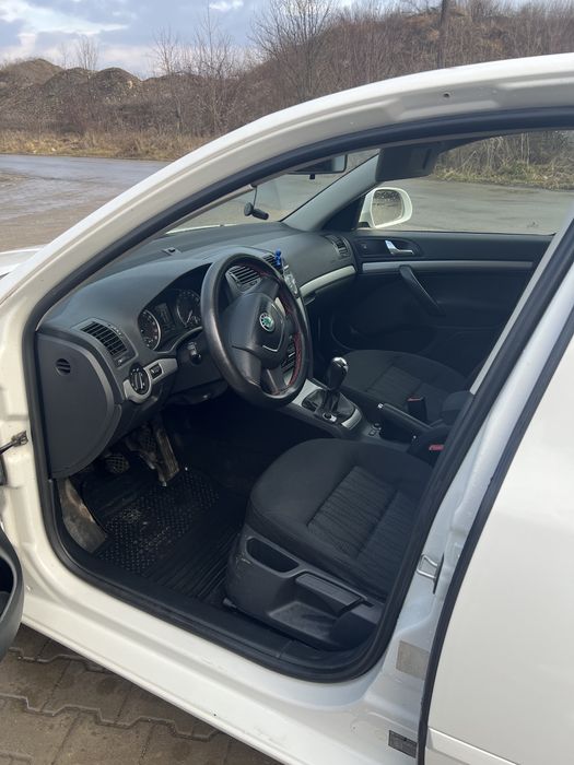 Skoda Octavia II, 1.6 TDI, manuala, facelift, 2010